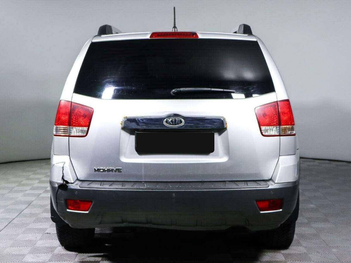 Kia Mohave с пробегом — 2011 год. Фото: #4