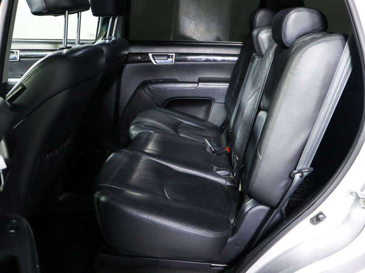 Kia Mohave с пробегом — 2011 год. Фото: #8