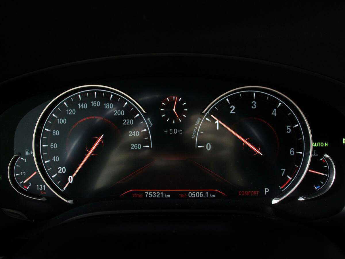 BMW 5 серии с пробегом — 2017 год. Фото: #6