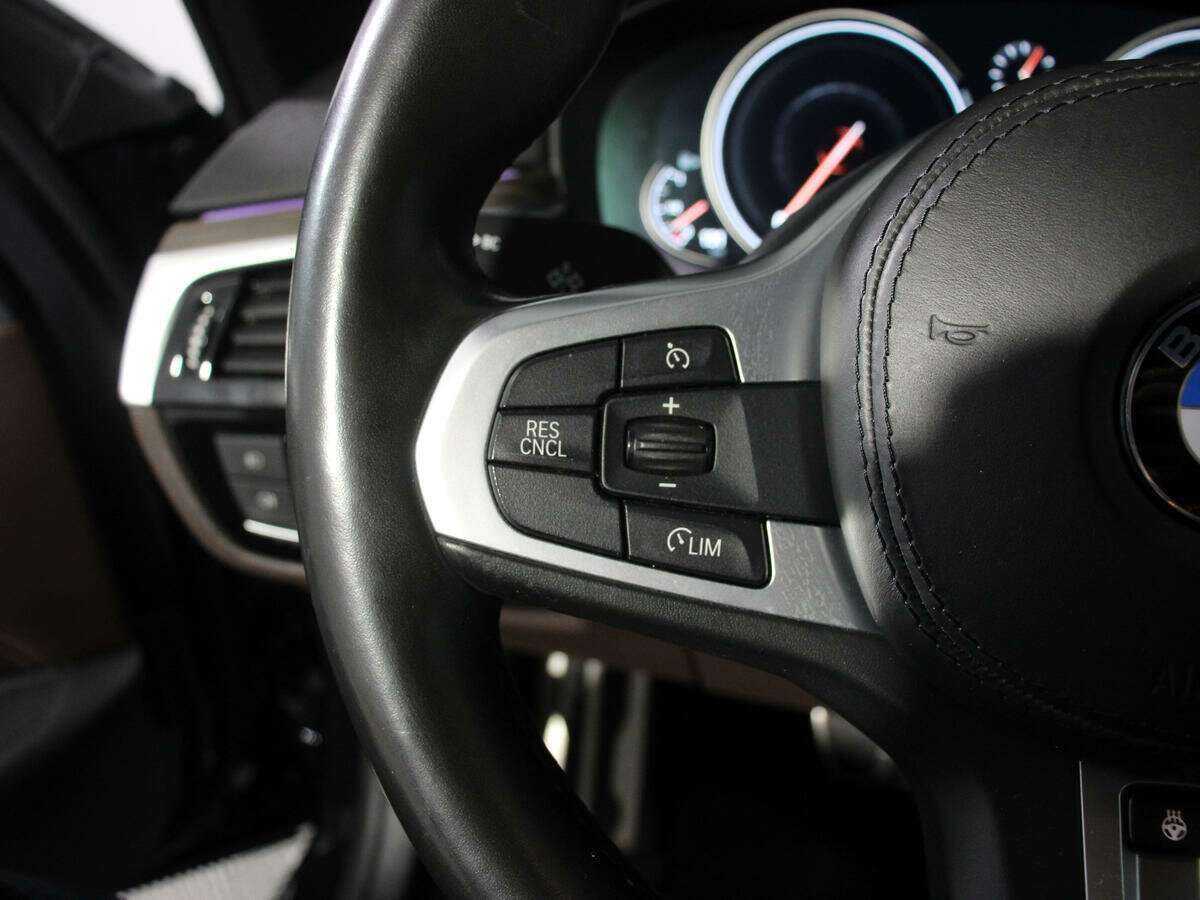 BMW 5 серии с пробегом — 2017 год. Фото: #15