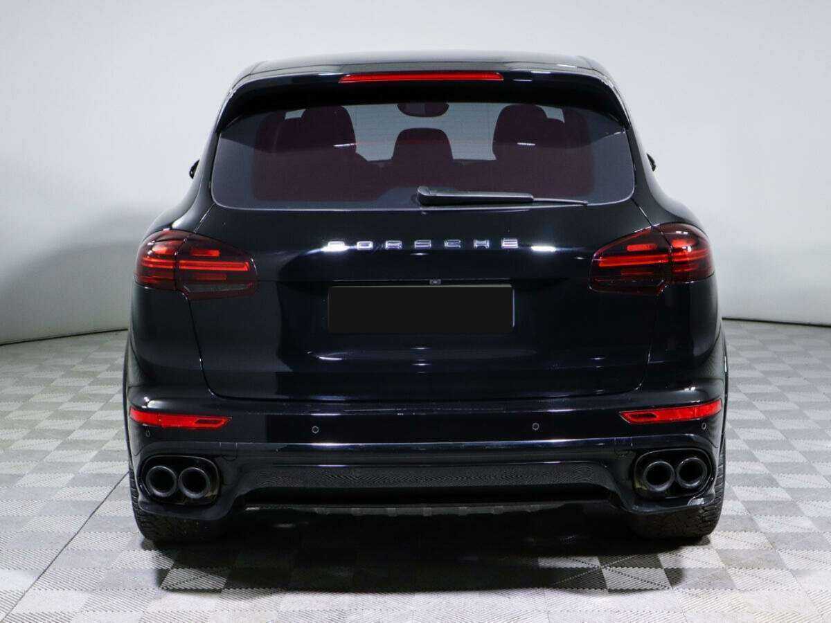 Porsche Cayenne с пробегом — 2015 год. Фото: #4