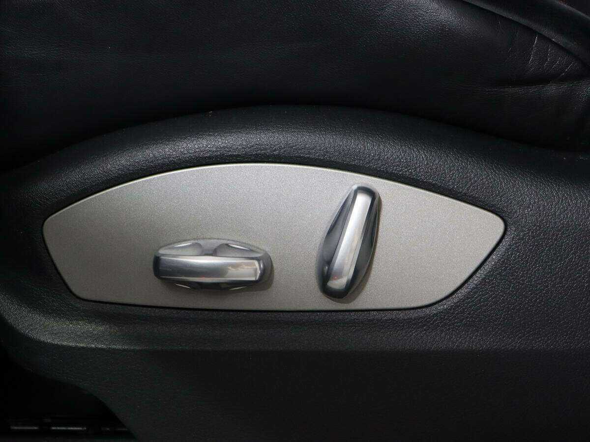 Porsche Cayenne с пробегом — 2015 год. Фото: #18