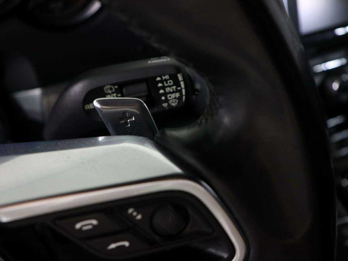 Porsche Cayenne с пробегом — 2015 год. Фото: #23