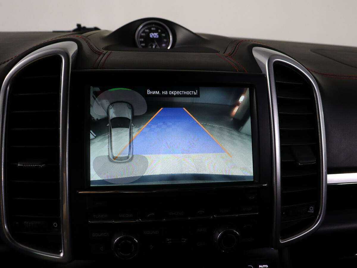 Porsche Cayenne с пробегом — 2015 год. Фото: #29