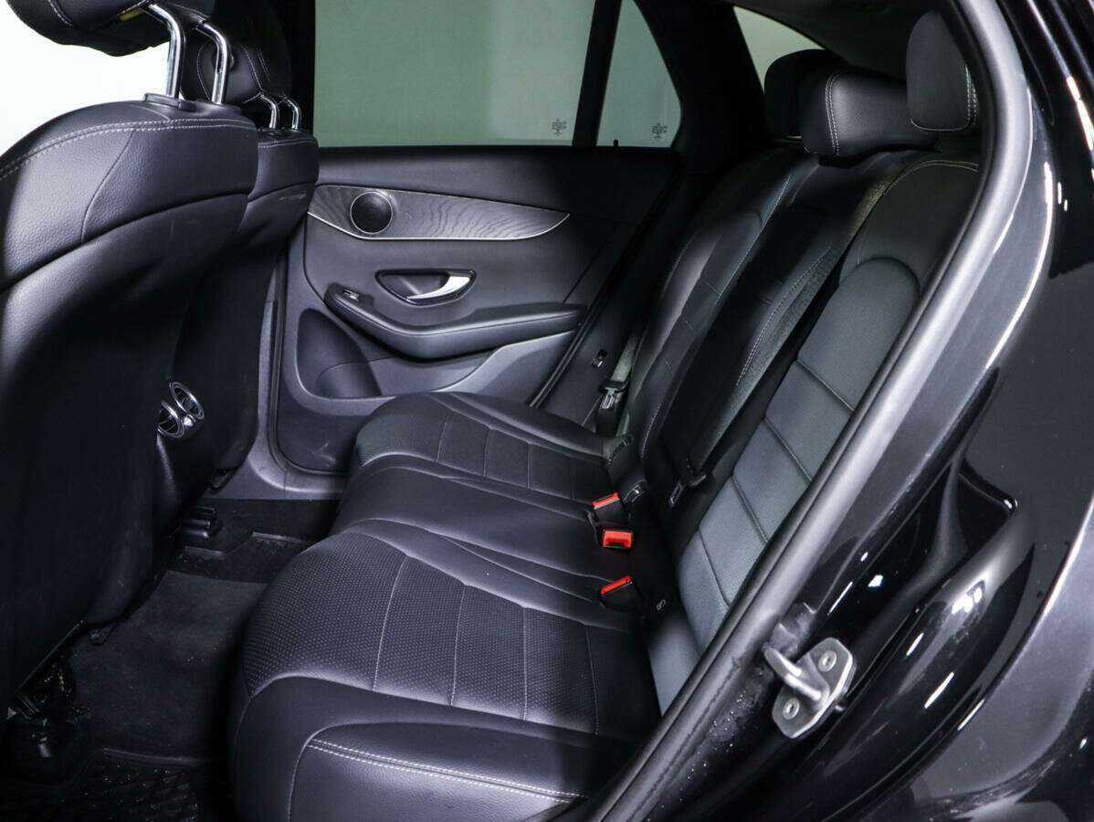 Mercedes-Benz GLC с пробегом — 2017 год. Фото: #7