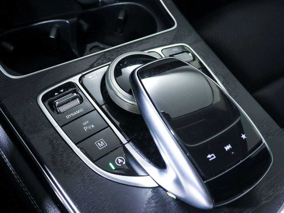 Mercedes-Benz GLC с пробегом — 2017 год. Фото: #16