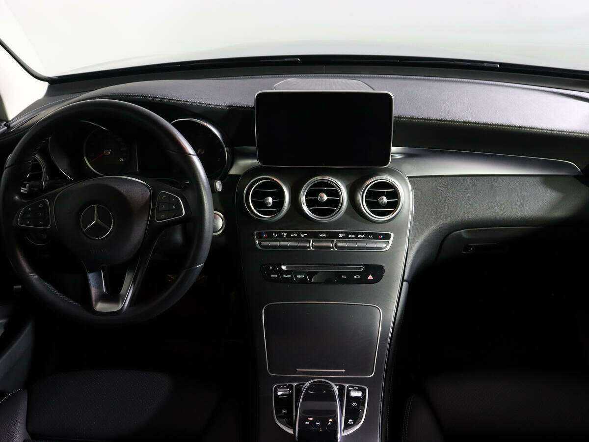 Mercedes-Benz GLC с пробегом — 2019 год. Фото: #11