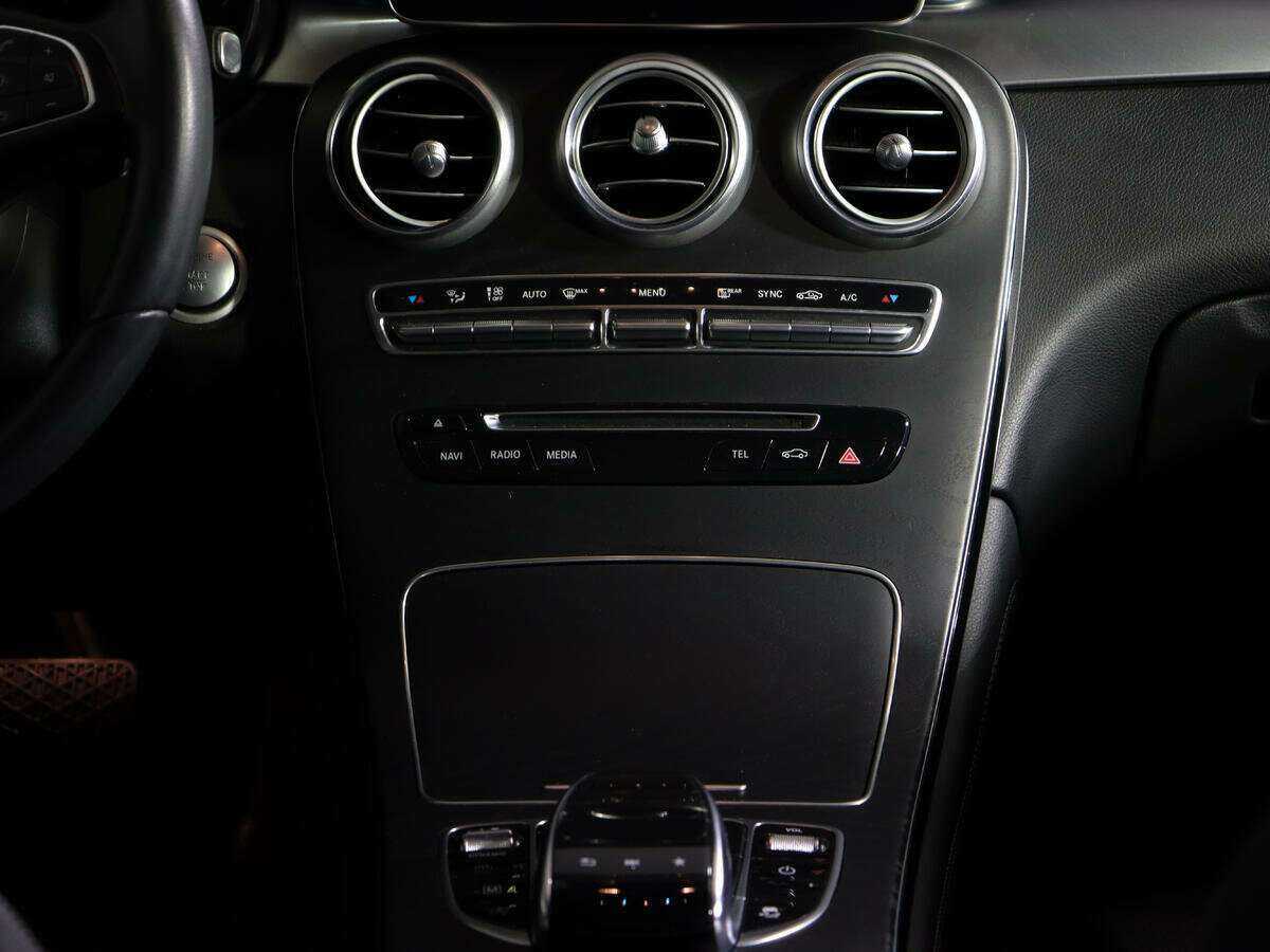 Mercedes-Benz GLC с пробегом — 2019 год. Фото: #12