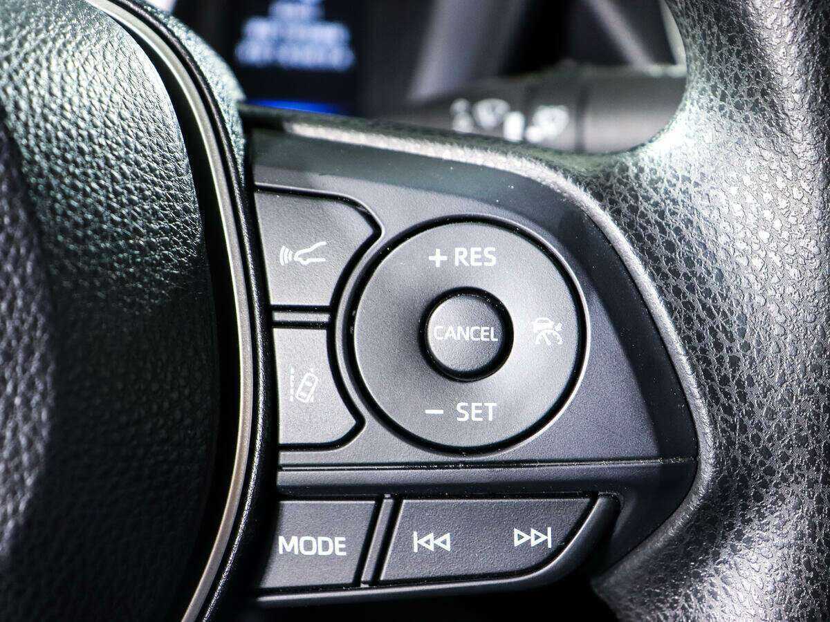 Toyota Corolla с пробегом — 2022 год. Фото: #18