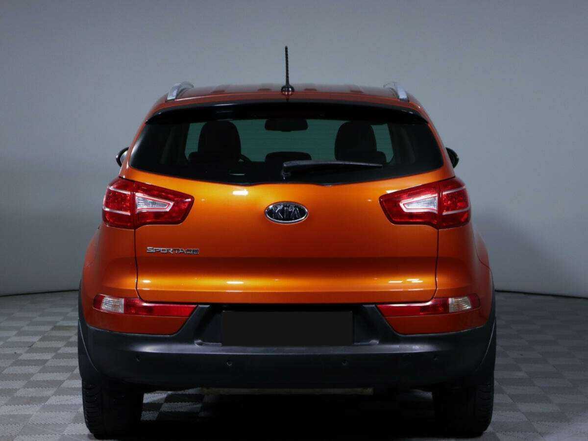 Kia Sportage с пробегом — 2011 год. Фото: #4
