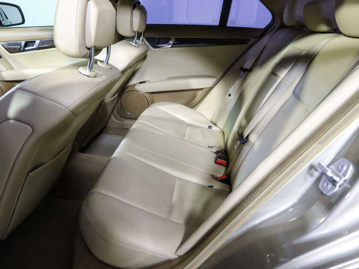 Mercedes-Benz C-Класс с пробегом — 2007 год. Фото: #7