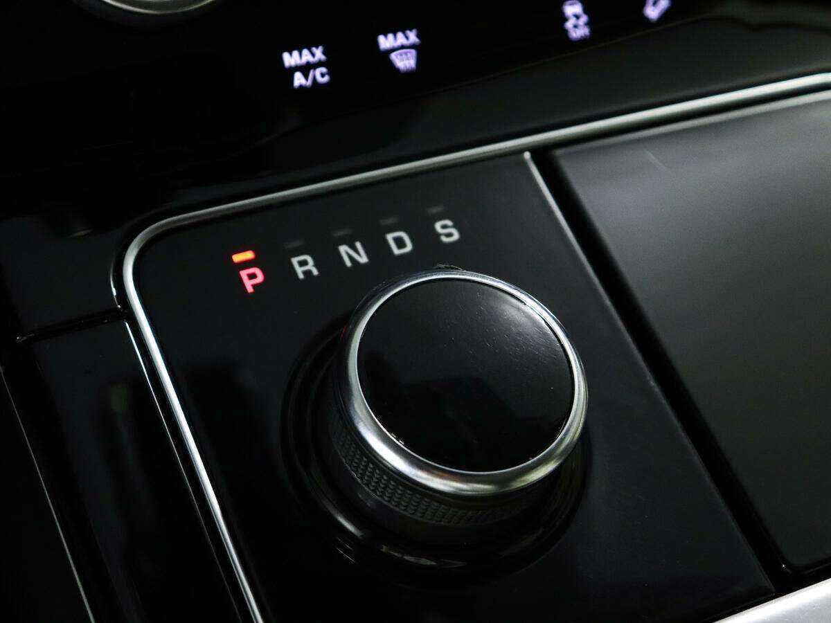 Land Rover Range Rover Velar с пробегом — 2019 год. Фото: #21