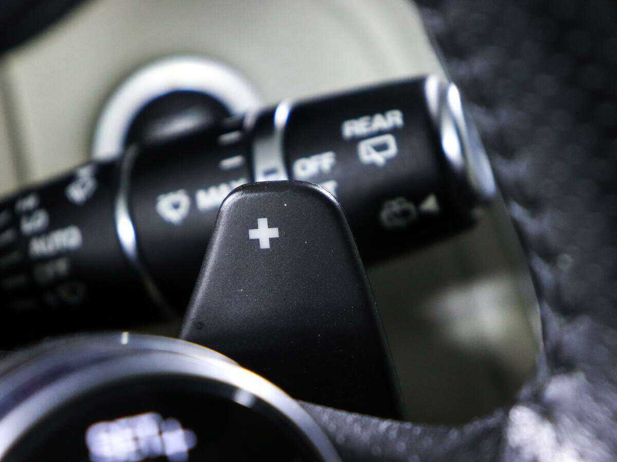 Land Rover Range Rover Velar с пробегом — 2019 год. Фото: #22