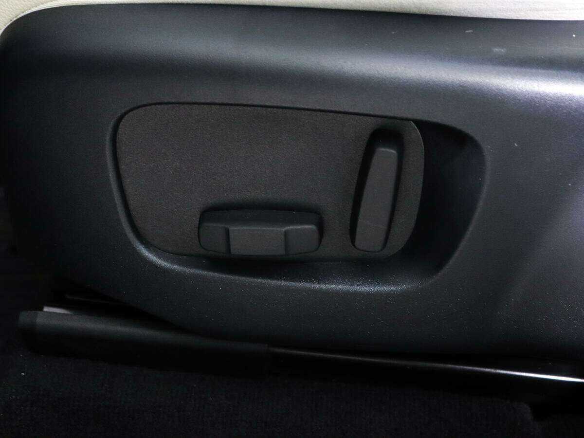 Land Rover Range Rover Velar с пробегом — 2019 год. Фото: #25