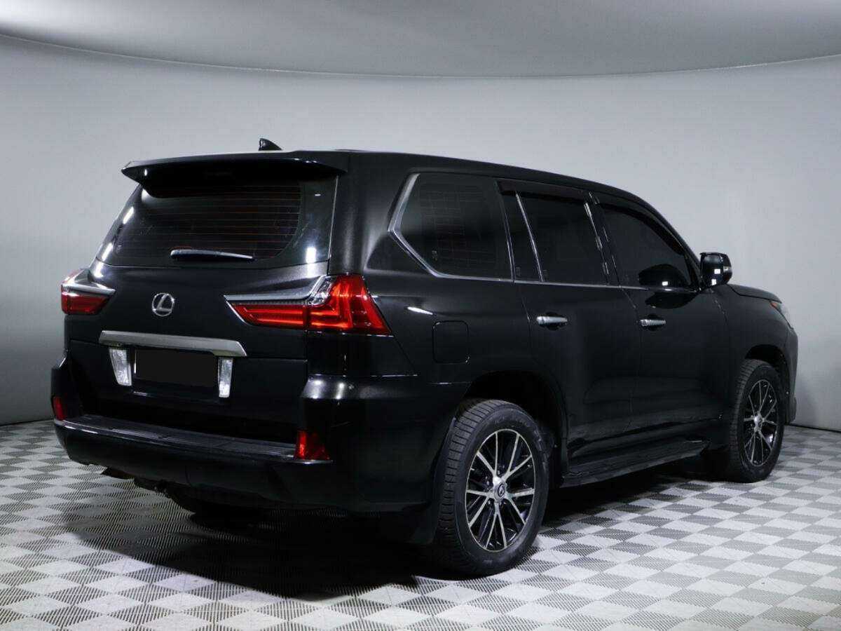 Lexus LX с пробегом — 2016 год. Фото: #4
