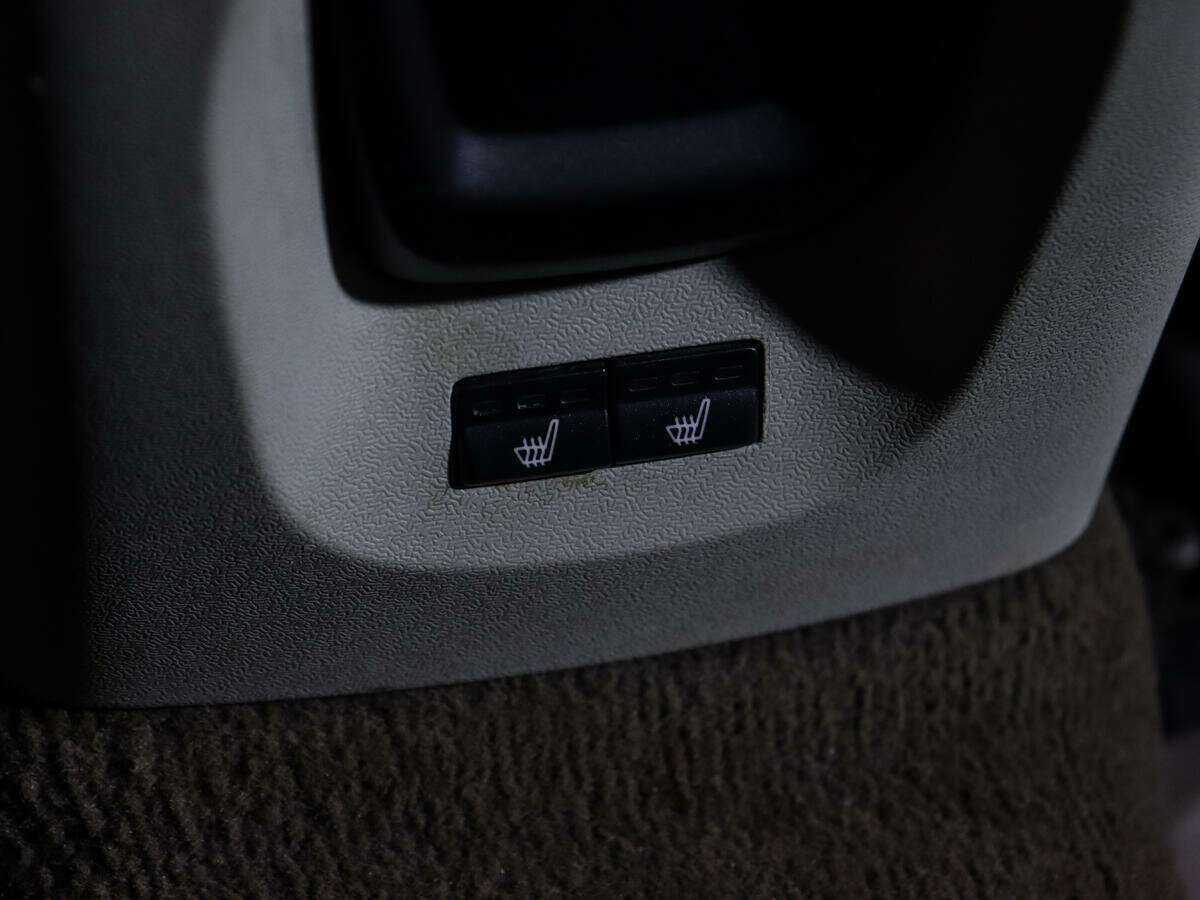 Volvo V40 Cross Country с пробегом — 2013 год. Фото: #12