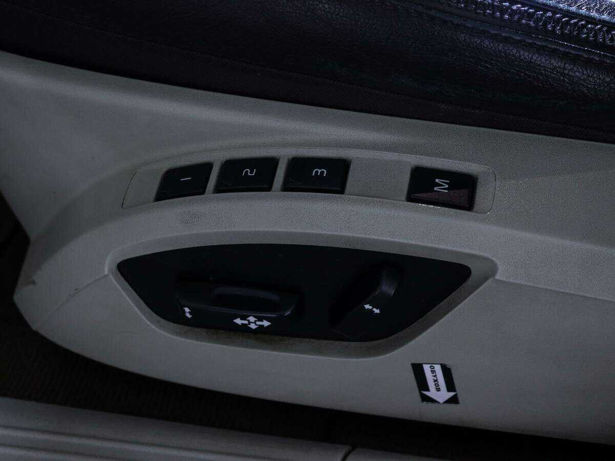 Volvo V40 Cross Country с пробегом — 2013 год. Фото: #14