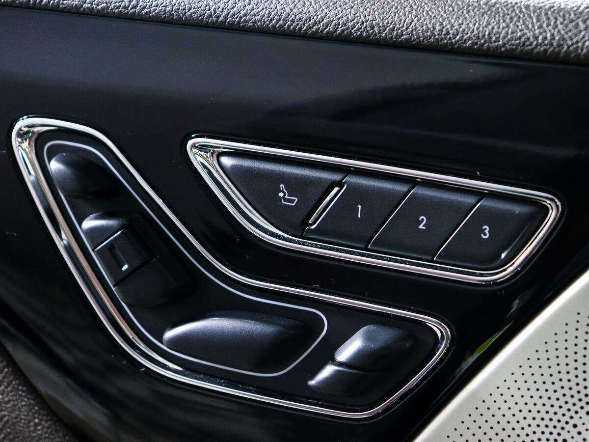 Lincoln Aviator с пробегом — 2019 год. Фото: #25