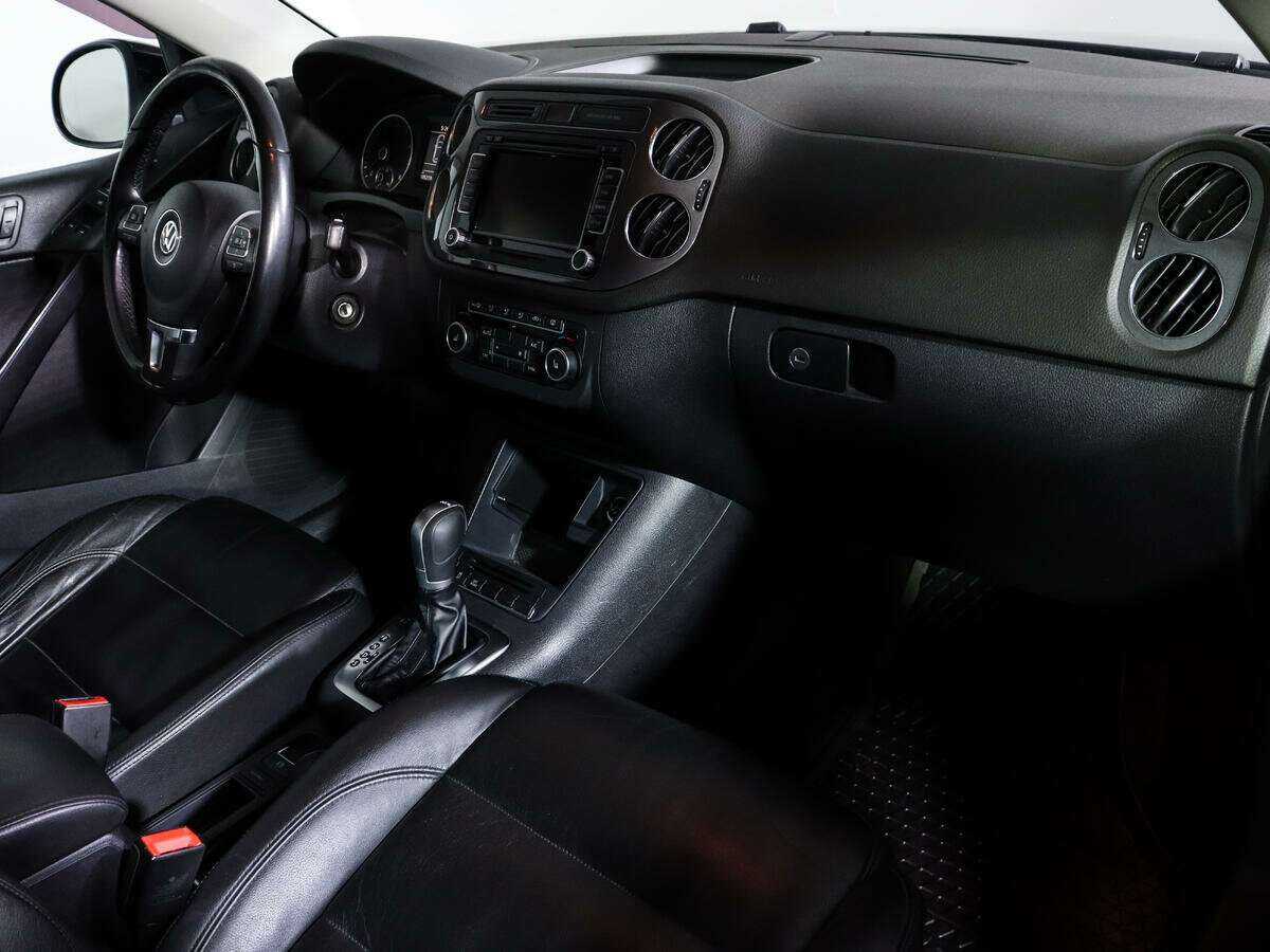 Volkswagen Tiguan с пробегом — 2012 год. Фото: #5