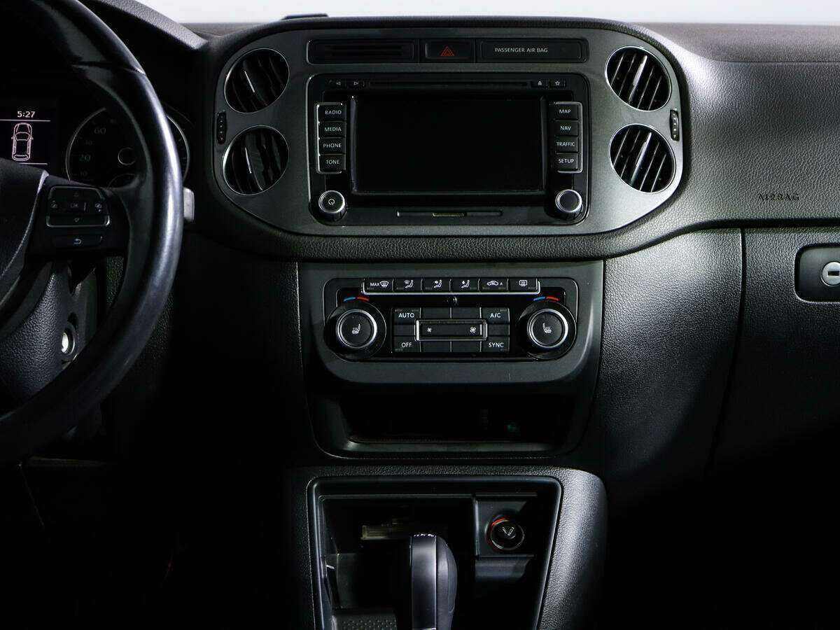Volkswagen Tiguan с пробегом — 2012 год. Фото: #9
