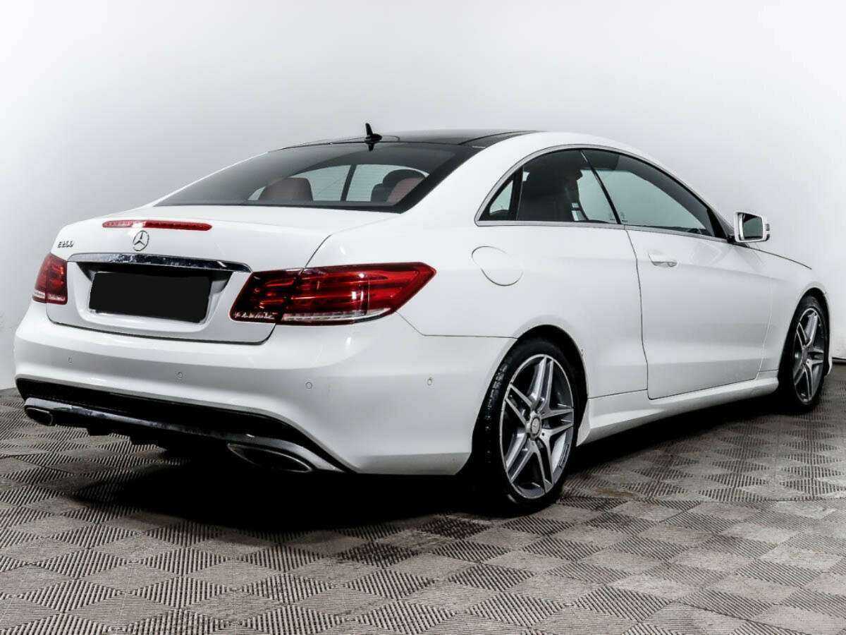 Mercedes-Benz E-Класс с пробегом — 2014 год. Фото: #3