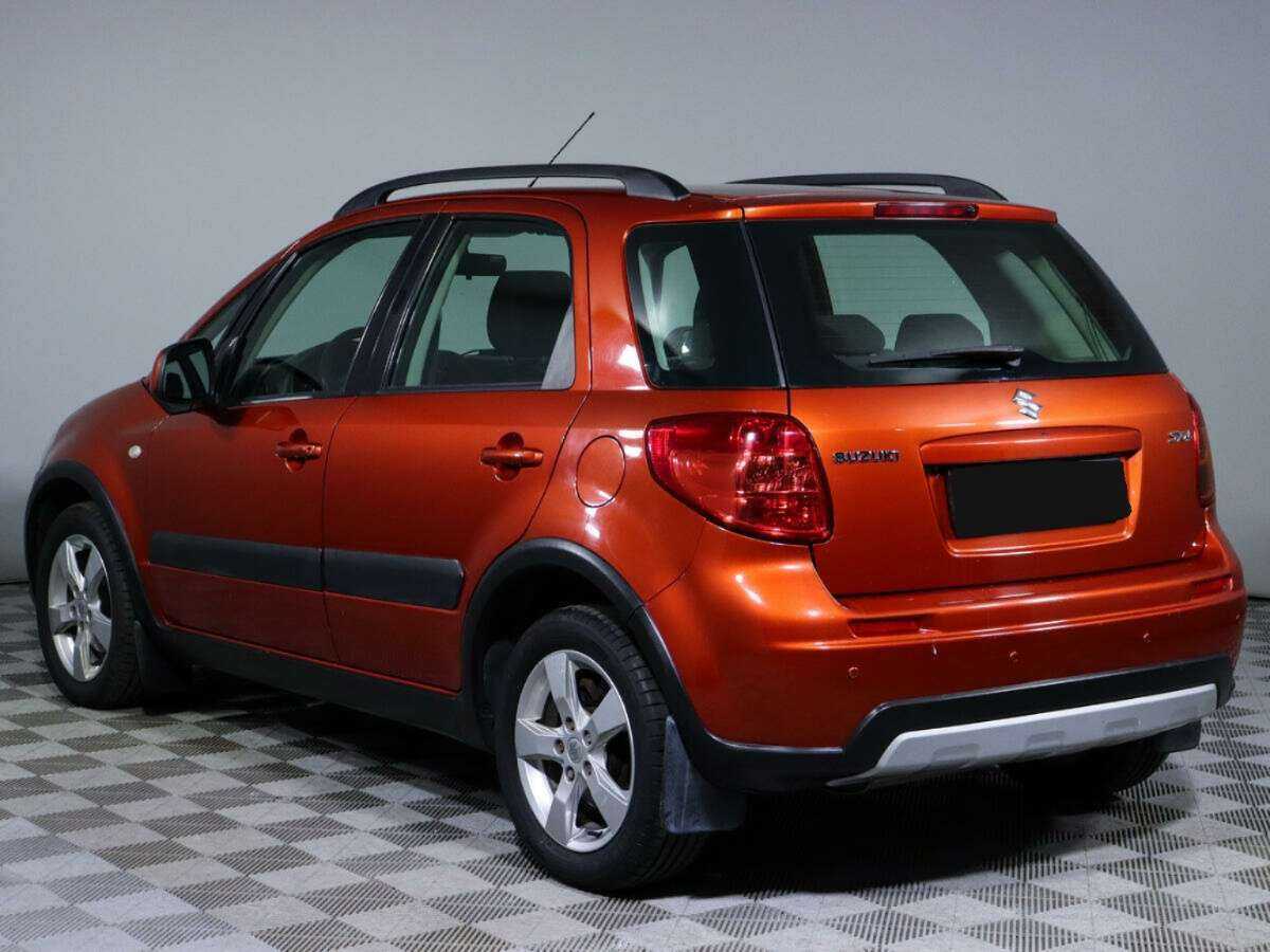 Suzuki SX4 с пробегом — 2013 год. Фото: #4