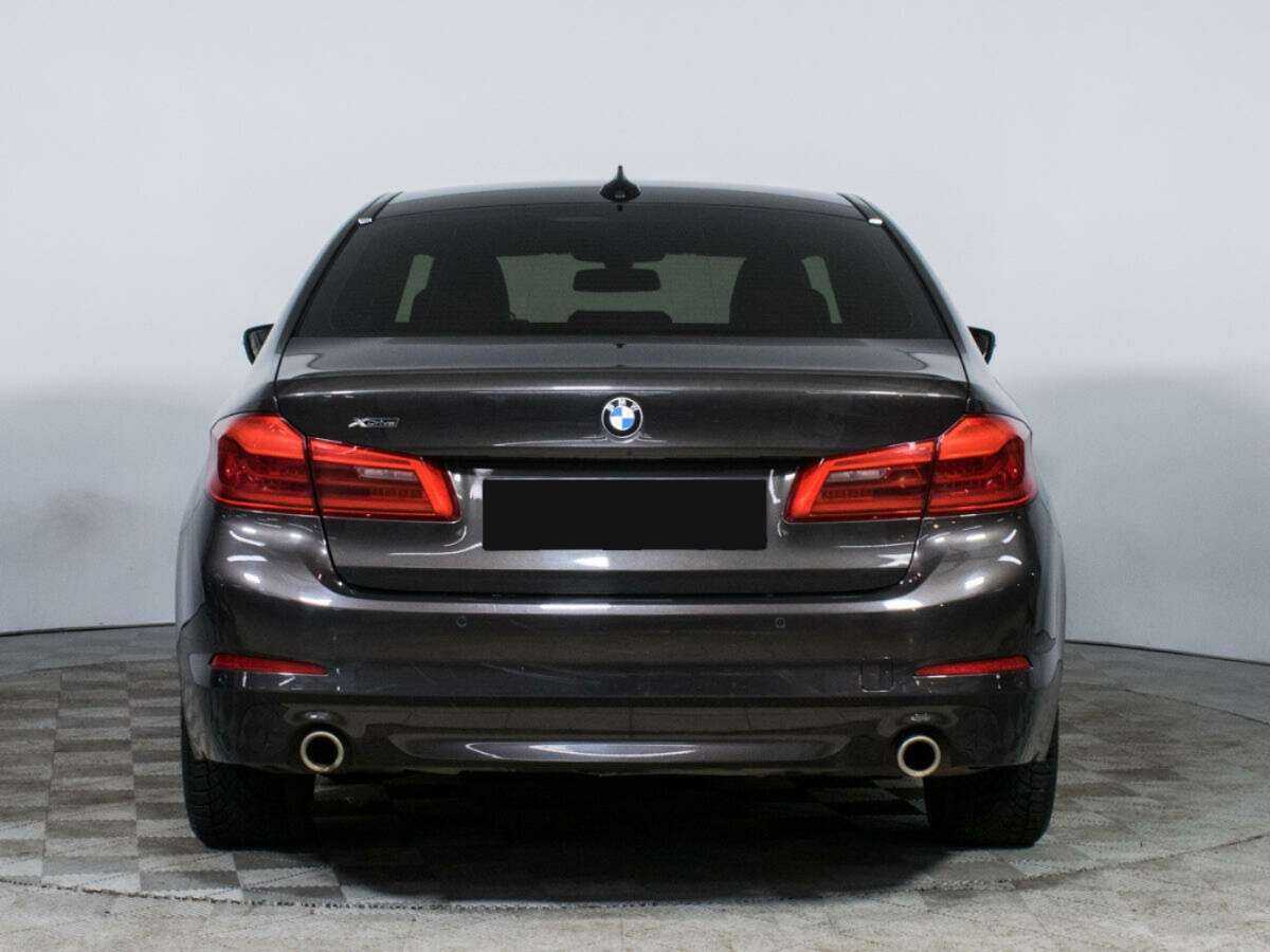 BMW 5 серии с пробегом — 2018 год. Фото: #4