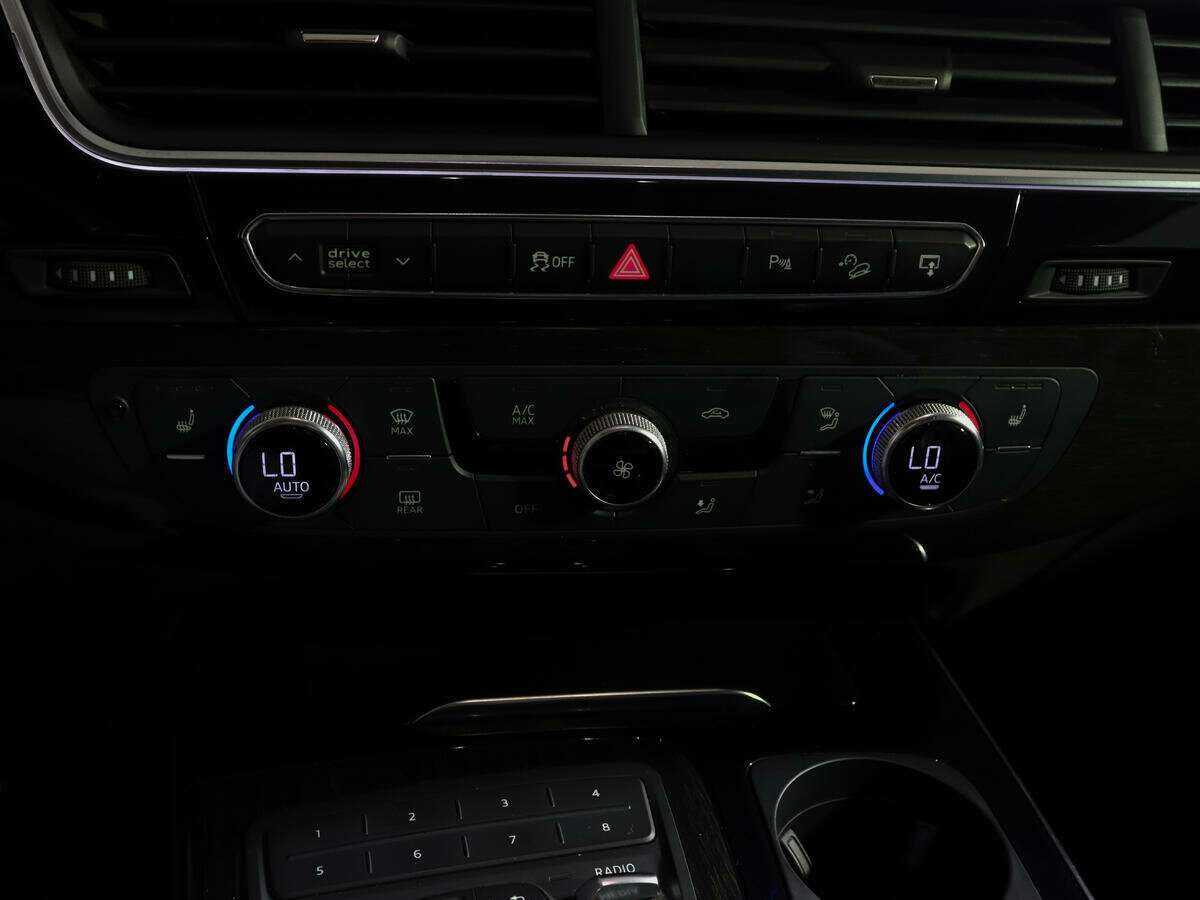 Audi Q7 с пробегом — 2016 год. Фото: #19