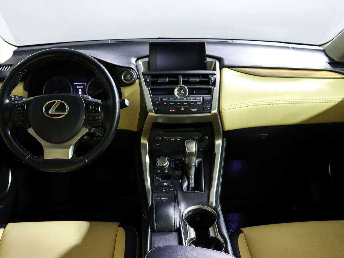 Lexus NX с пробегом — 2016 год. Фото: #8