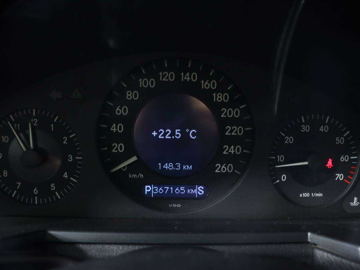 Mercedes-Benz E-Класс с пробегом — 2006 год. Фото: #8