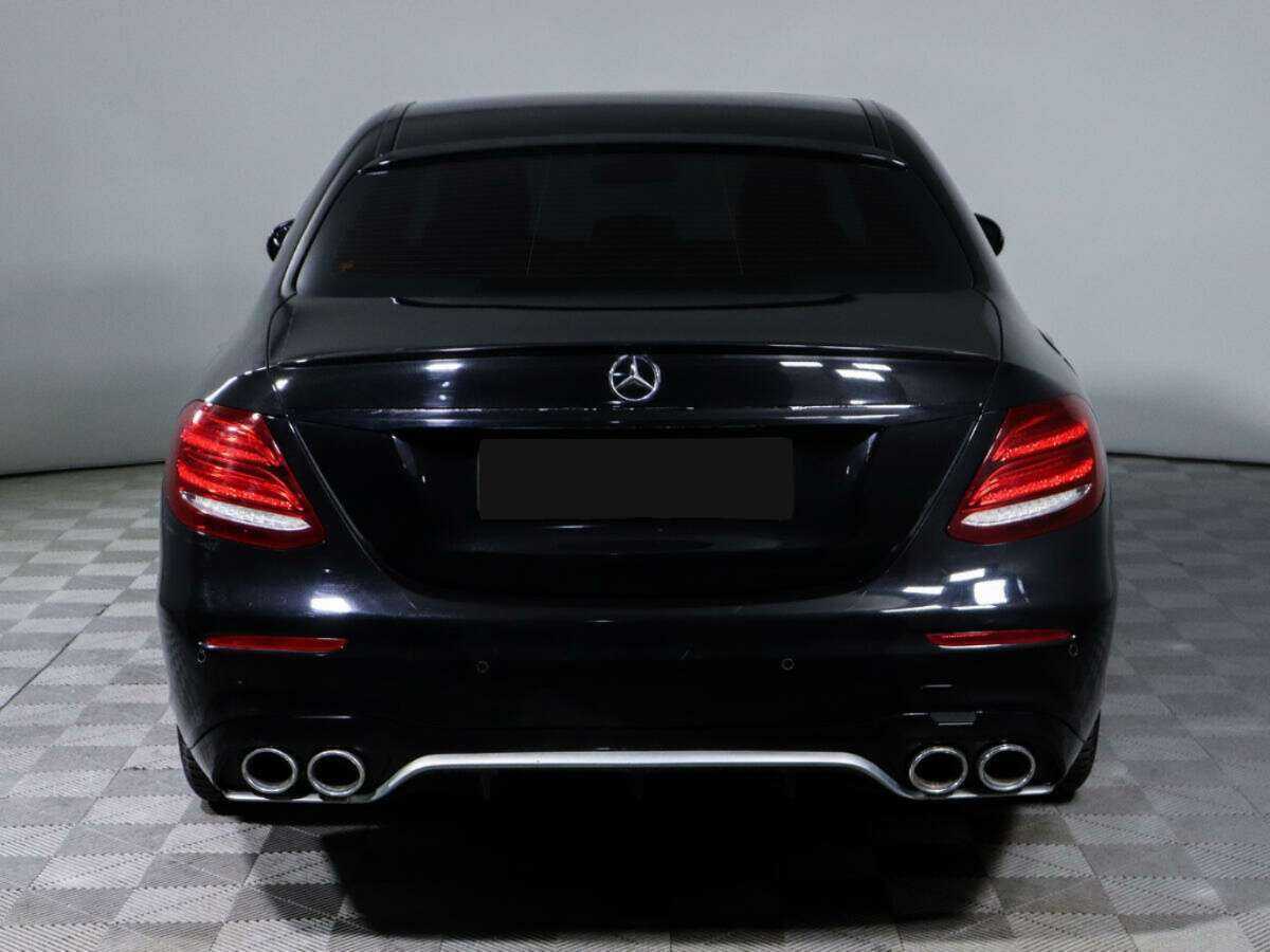 Mercedes-Benz E-Класс с пробегом — 2019 год. Фото: #4