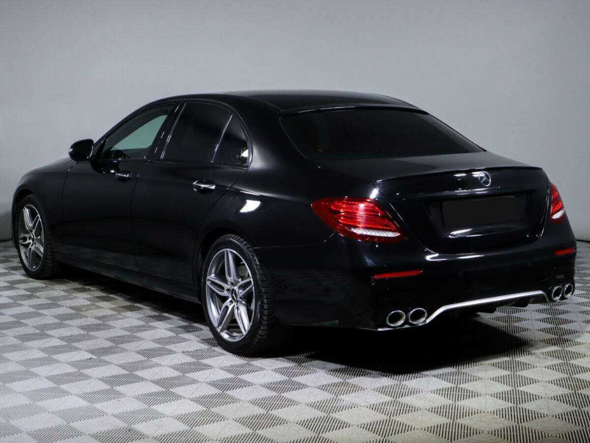 Mercedes-Benz E-Класс с пробегом — 2019 год. Фото: #5