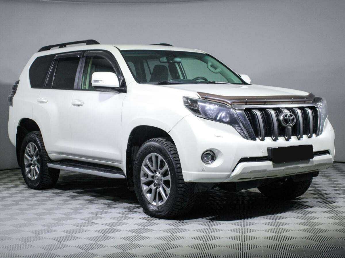 Toyota Land Cruiser Prado с пробегом — 2017 год. Фото: #2