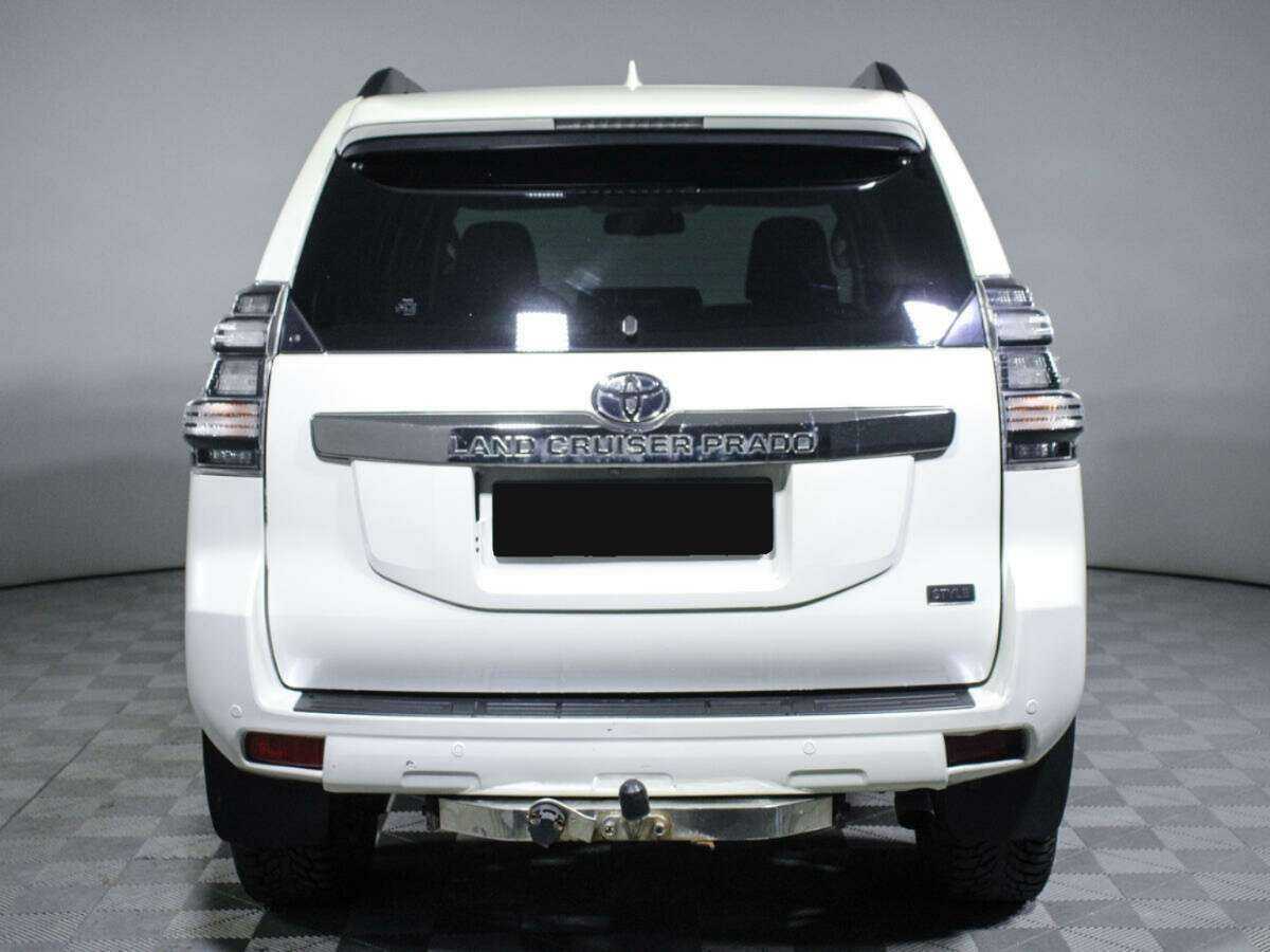 Toyota Land Cruiser Prado с пробегом — 2017 год. Фото: #4