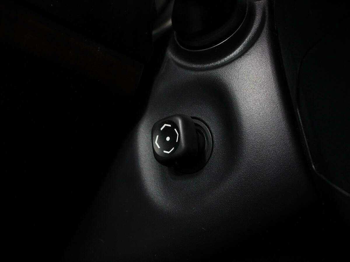 Toyota Land Cruiser Prado с пробегом — 2017 год. Фото: #17