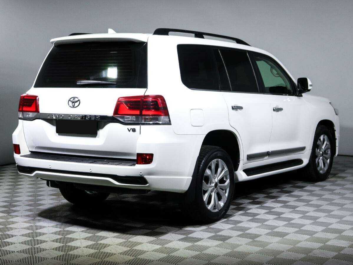 Toyota Land Cruiser с пробегом — 2016 год. Фото: #4