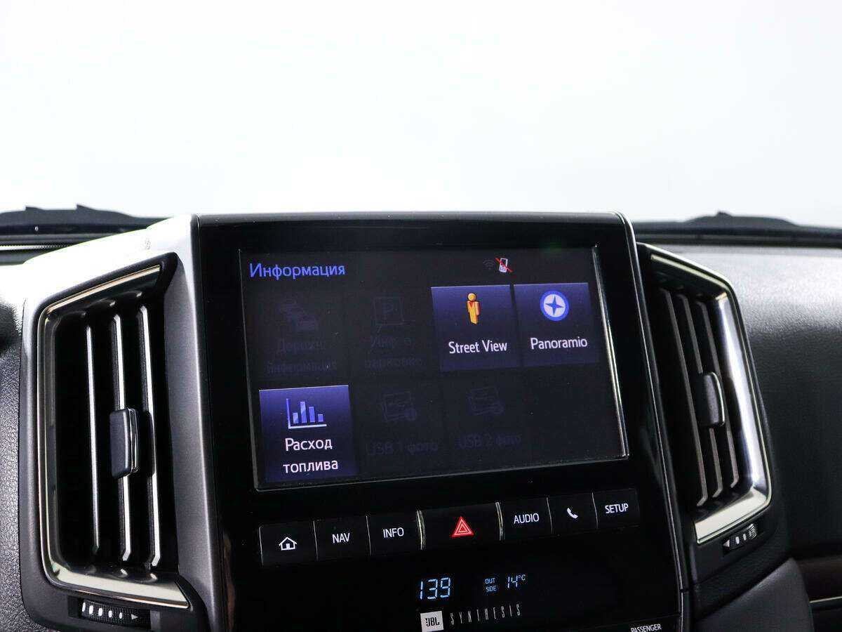 Toyota Land Cruiser с пробегом — 2016 год. Фото: #14