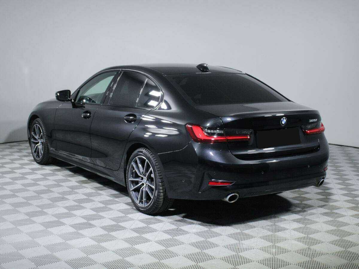 BMW 3 серии с пробегом — 2021 год. Фото: #3