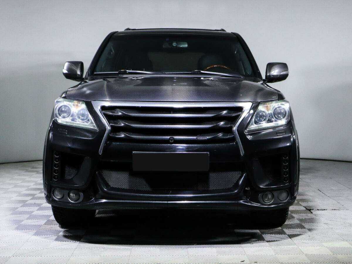 Lexus LX с пробегом — 2015 год. Фото: #1