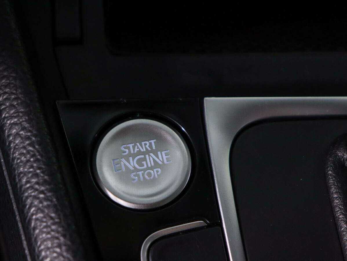 Volkswagen Golf с пробегом — 2013 год. Фото: #14