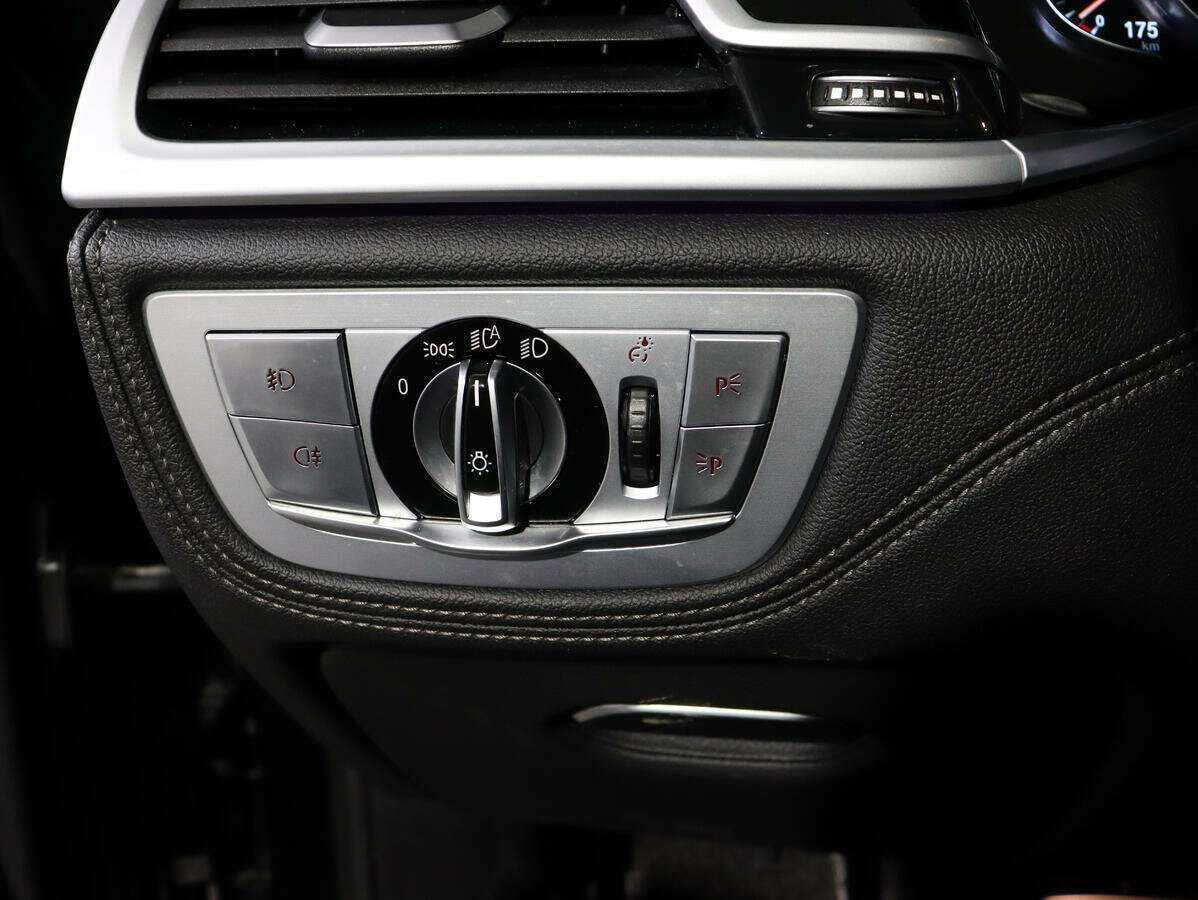 BMW 7 серии с пробегом — 2018 год. Фото: #19