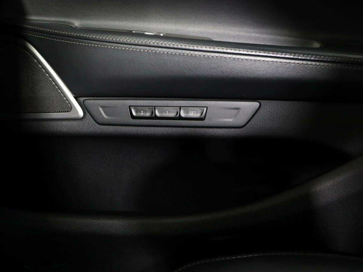 BMW 7 серии с пробегом — 2018 год. Фото: #27