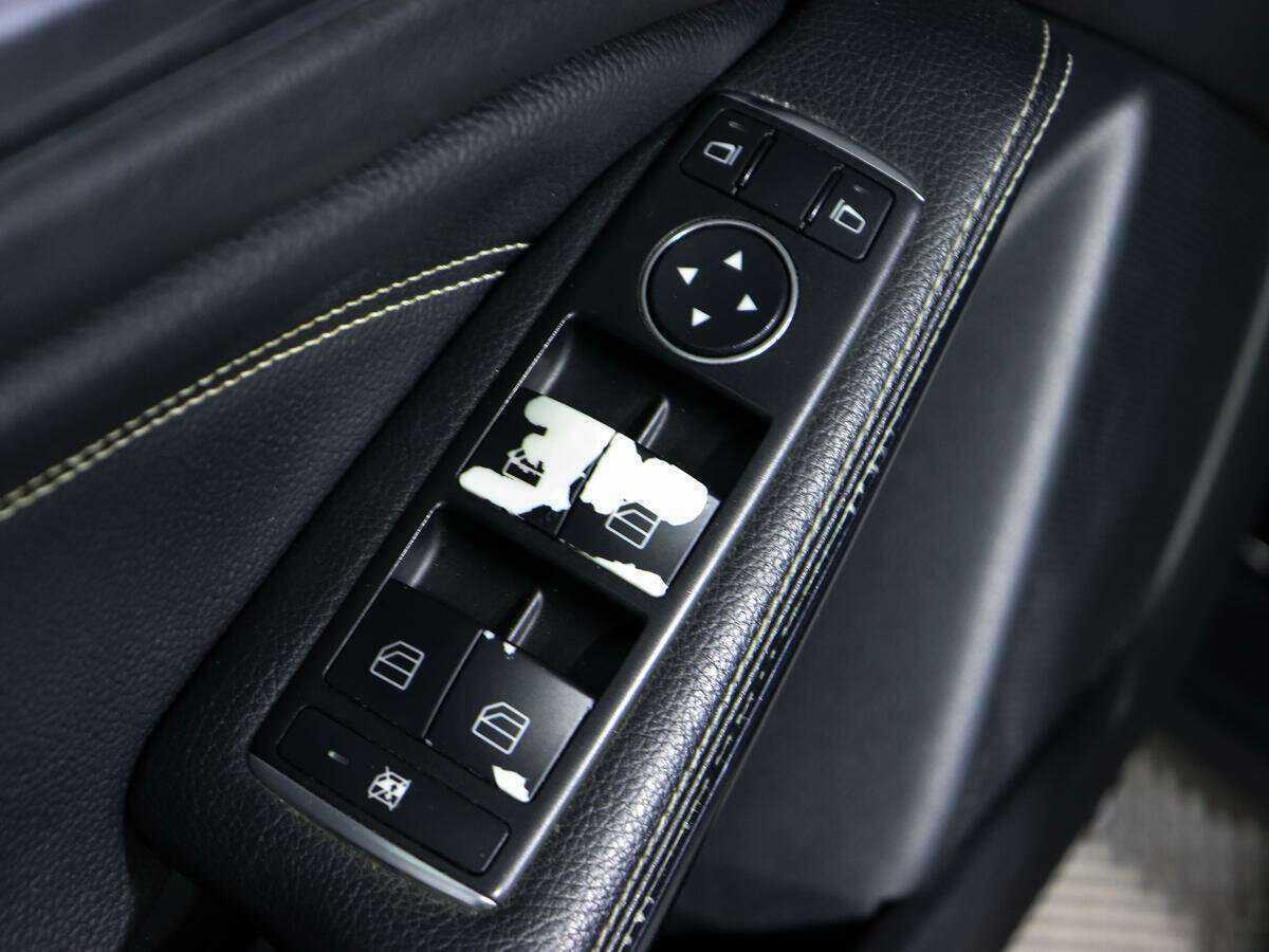 Mercedes-Benz GLA с пробегом — 2015 год. Фото: #14