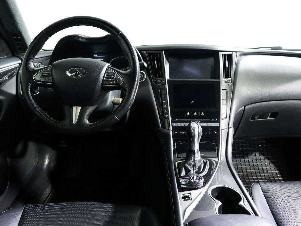 Infiniti Q50 с пробегом — 2017 год. Фото: #8