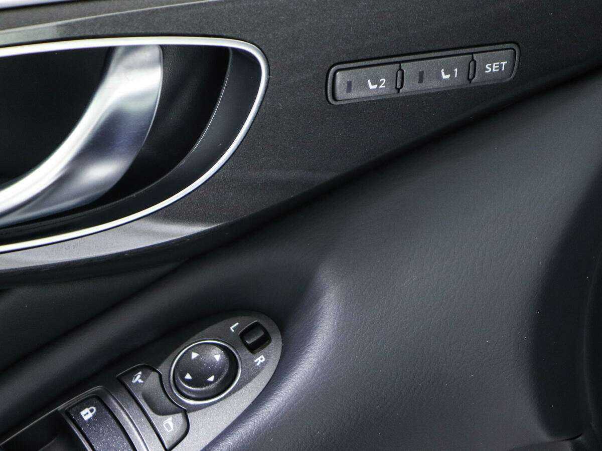 Infiniti Q50 с пробегом — 2017 год. Фото: #20