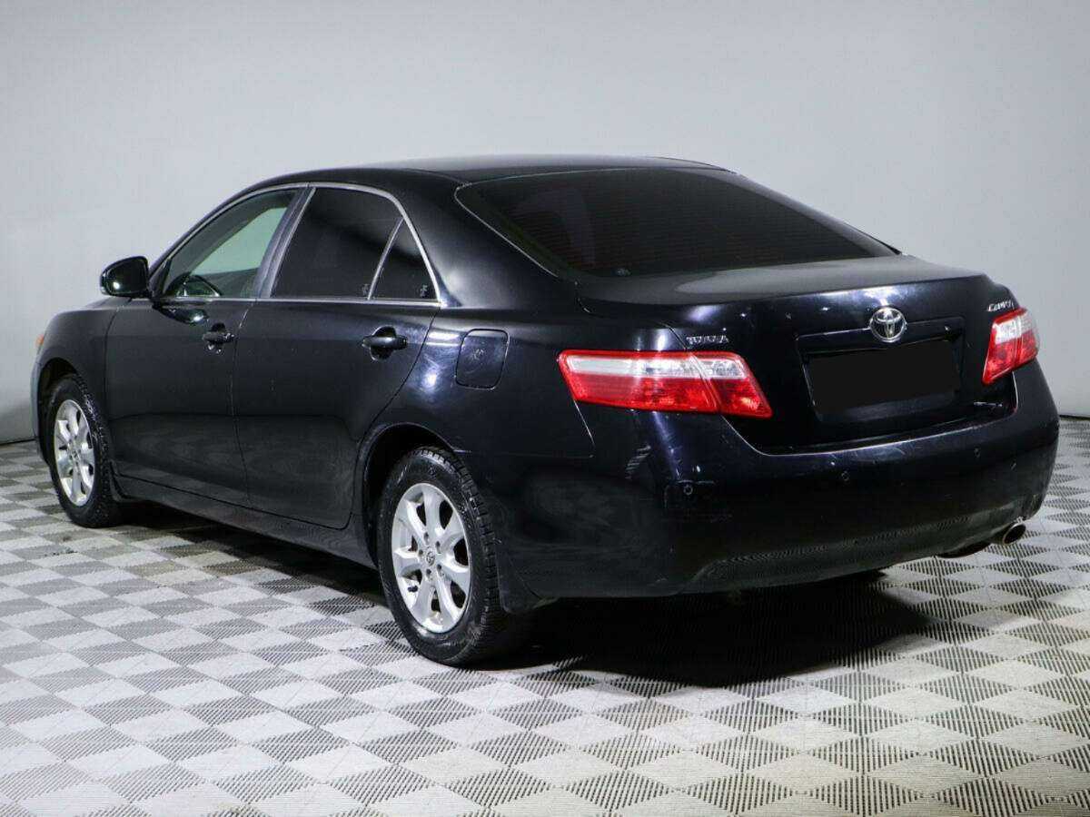 Toyota Camry с пробегом — 2011 год. Фото: #6