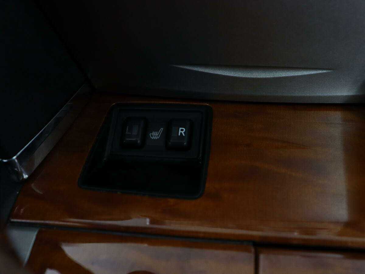 Toyota Camry с пробегом — 2011 год. Фото: #19