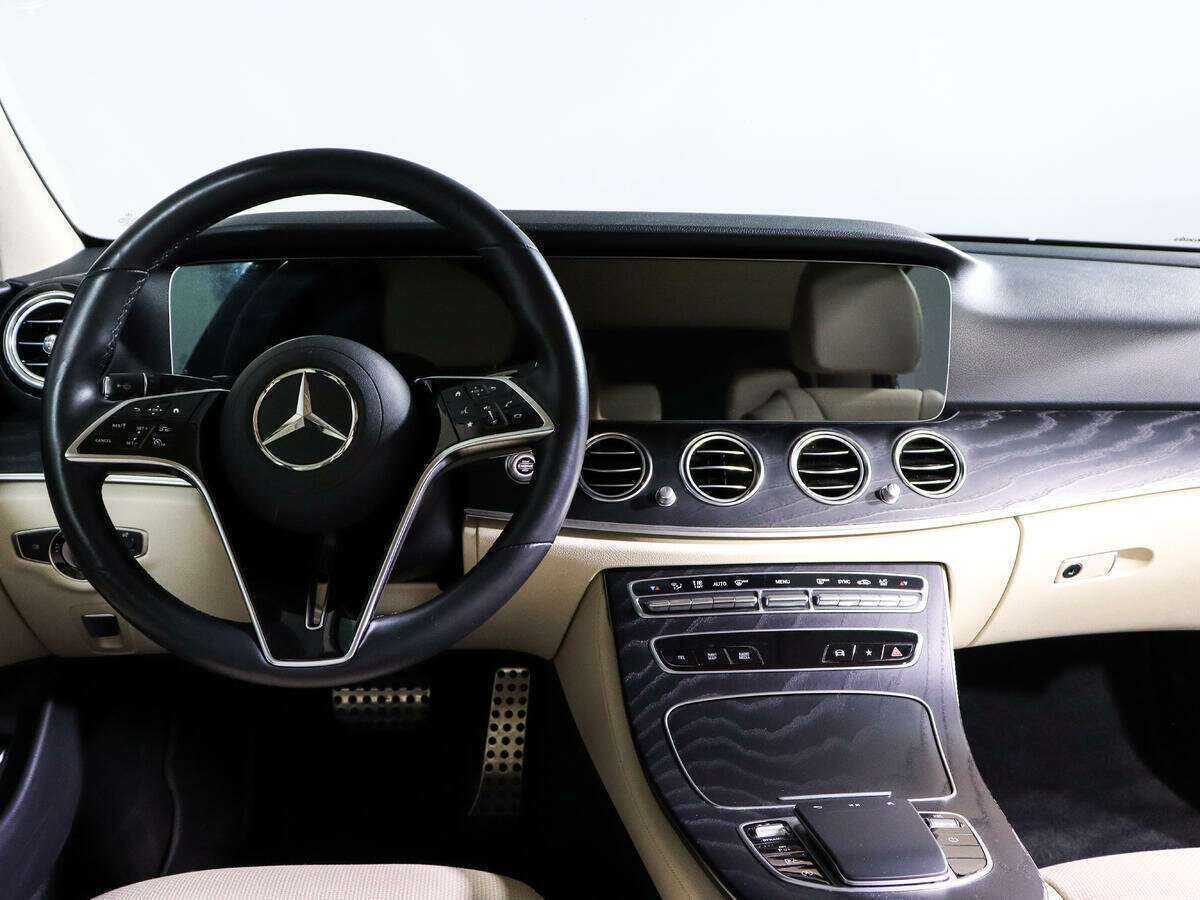 Mercedes-Benz E-Класс с пробегом — 2021 год. Фото: #10