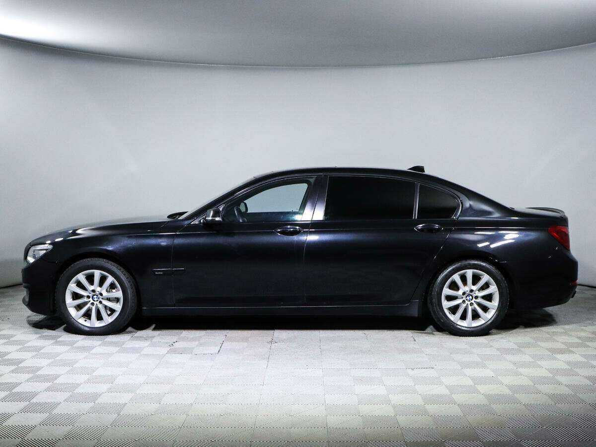 BMW 7 серии с пробегом — 2013 год. Фото: #6