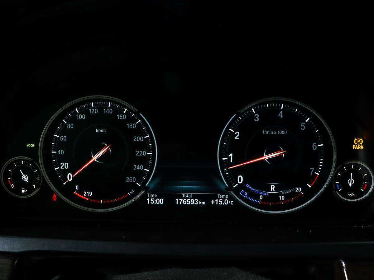 BMW 7 серии с пробегом — 2013 год. Фото: #9